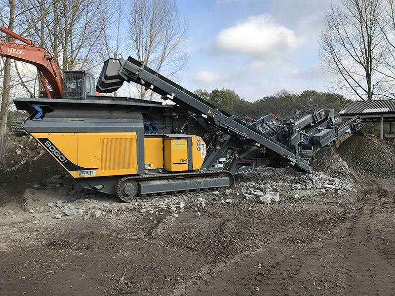 Mobile brechanlage bauschutt